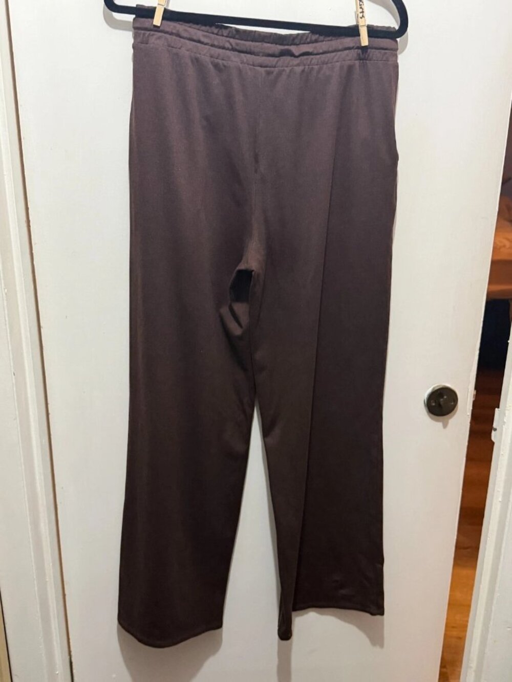 Vuori Womens M Performance Jogger Pants Espresso Brown Drawstring Soft Knit - Picture 2 of 3